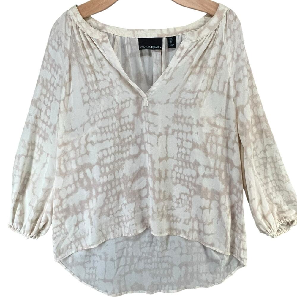 Cynthia Rowley Blouse Womens L Cream Abstract 3/4 Peasant Hi Low‎ Popover Top